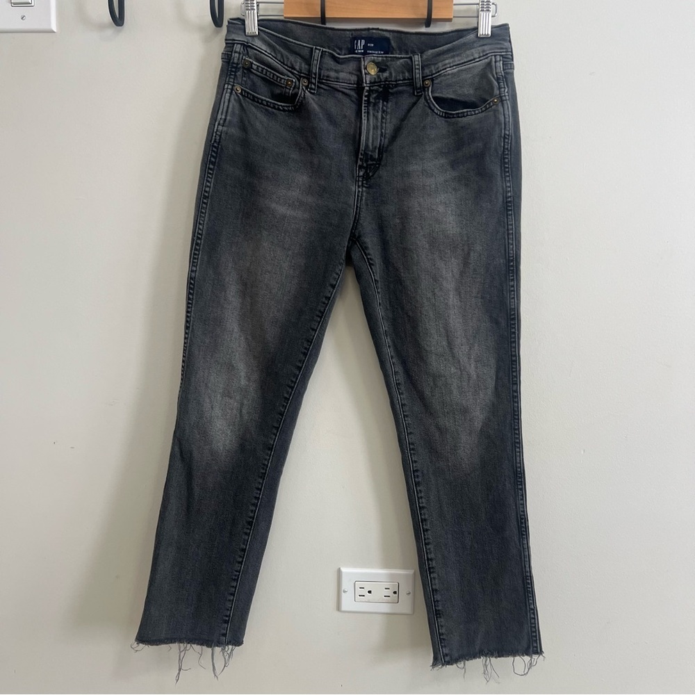 GAP Straight-Leg Cropped Black Wash Jeans Classic Minimalist High Rise Spring
